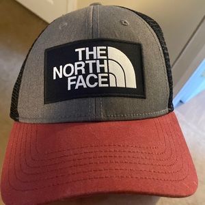 North face SnapBack hat